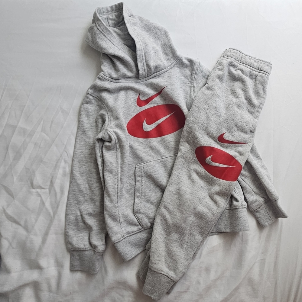 Nike Kids Gray and Red Sweatpants Set